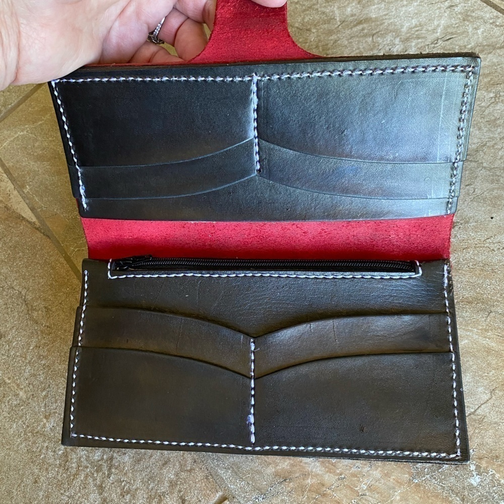 Handmade Red Leather Wallet - Picture 4 of 9